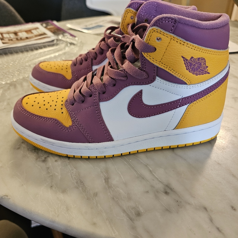 Air Jordan 1